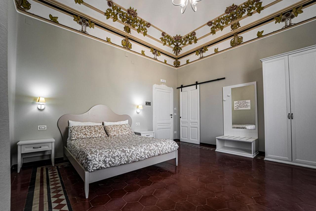 Gli Specchi Di Archimede Bed & Breakfast Syracuse Exterior photo